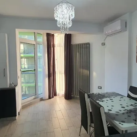 Apartment Alezzi Navodari